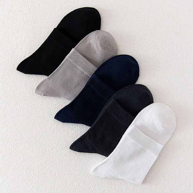 Men Breathable Custom Bamboo Socks Antibacterial For All Season