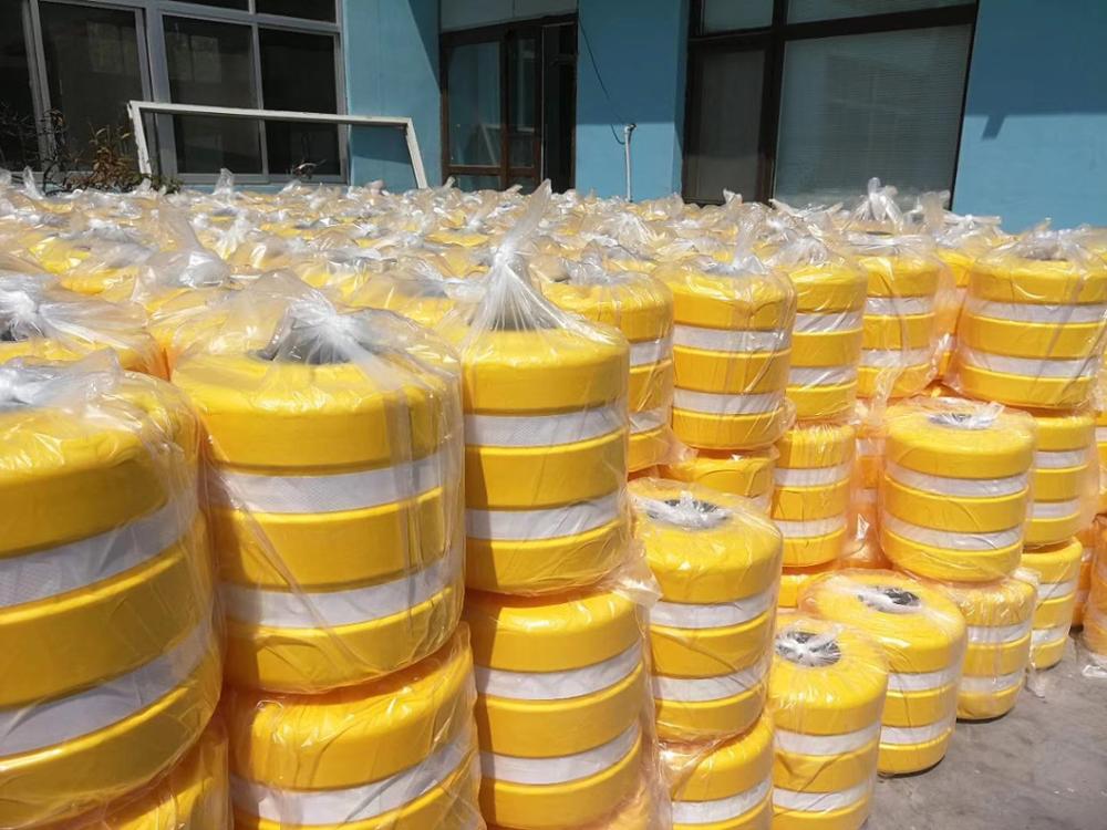Road Safety Rotary Guardrail EVA/PU Foam Drum Barrel with ISO9001 2008 Certification