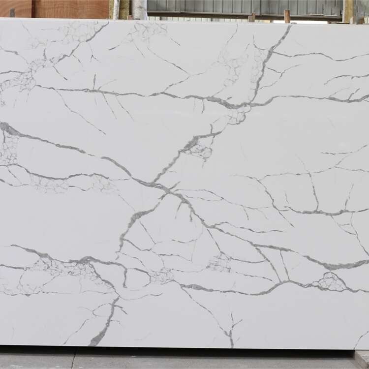 20mm Thick Calacatta Quartz Stone Slab Customized Size Polished Quartz Stones