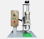 Semi Automatic Horizontal Tin Can Sealing Machine Shampoo Plastic Trigger Spray