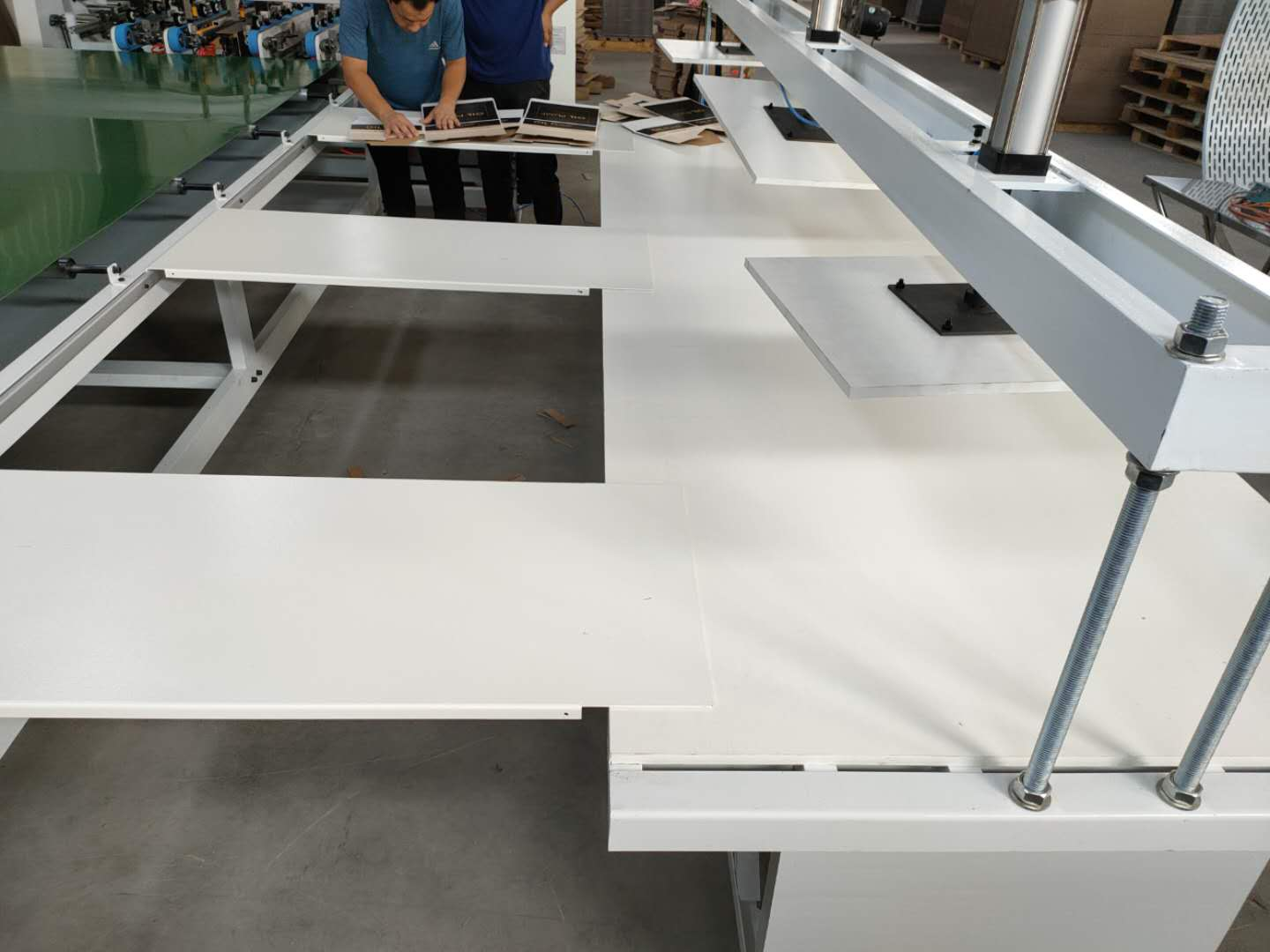 Double Piece Joint Corrugated Sheet Forming Machine For Manufacturing