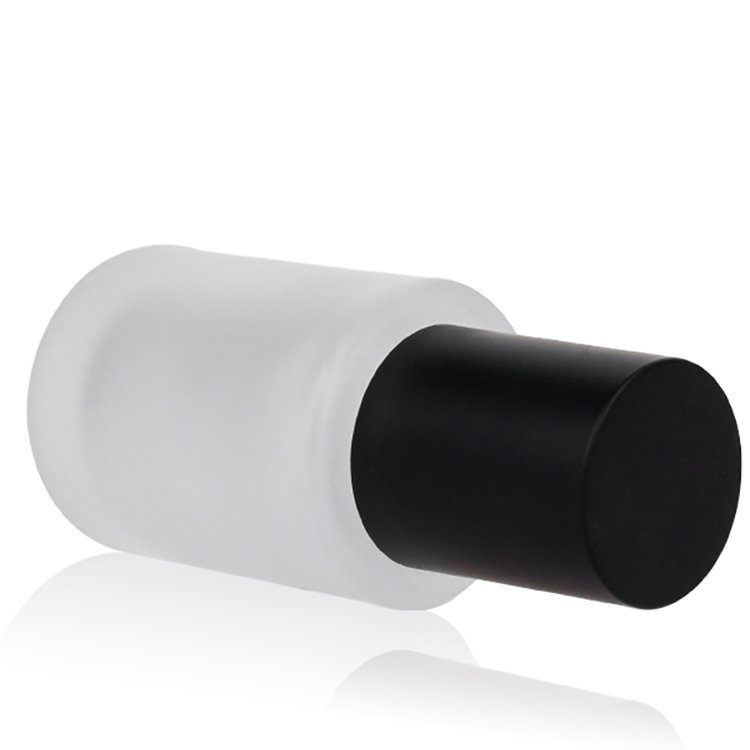 1oz Airless Liquid Foundation Bottles 30ml With Plastic Cap Pump