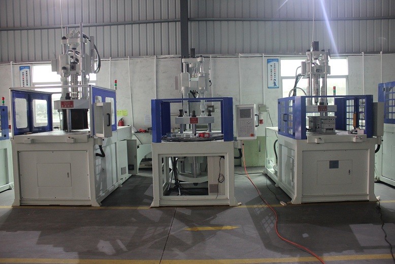 Automatic 120T Vertical Clamping Horizontal Injection Machine For Diamond Cutting Wire