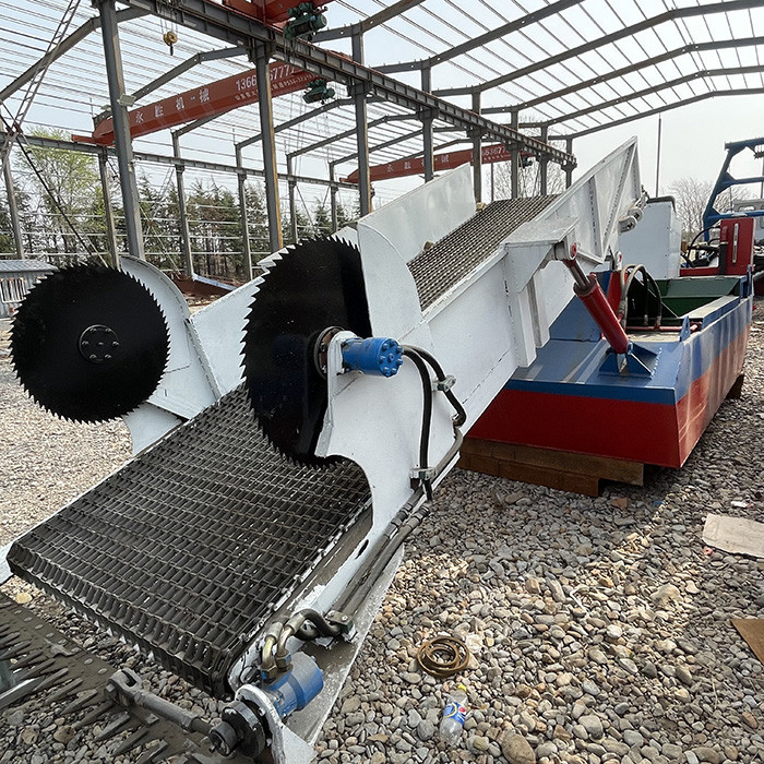 4 CBM Capacity Water Hyacinth Harvester 5km/h For River Waterweed Harvesting