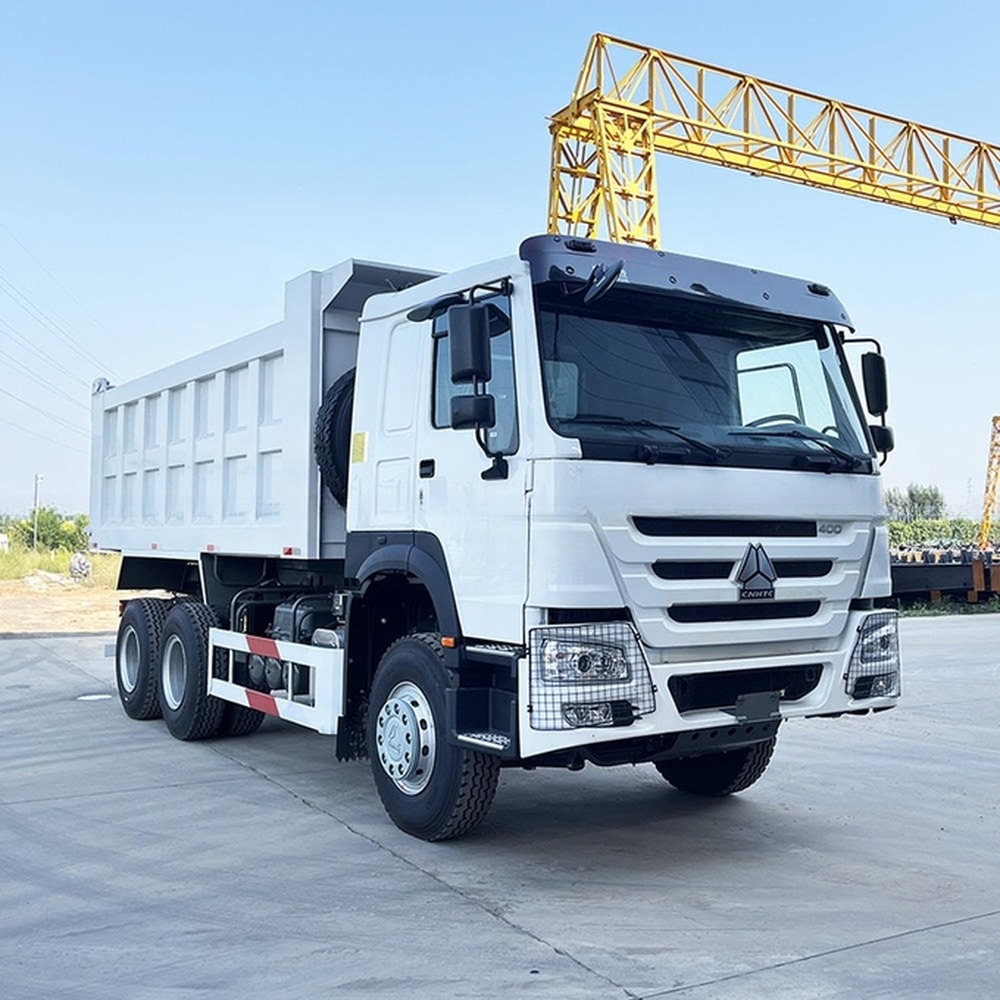 6 Cylinders Sinotruck Howo 6X4 Tipper Dumper Tipping Truck with 5.3-6.2M Cargo Tank