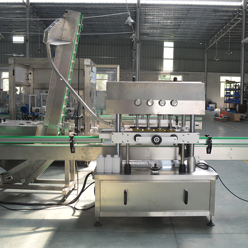 35-80 bottles/min capping speed PLC linear capping machine for food and beverage lids