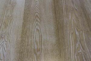 Quality russia wire brushed engineered oak timber flooring wholesale