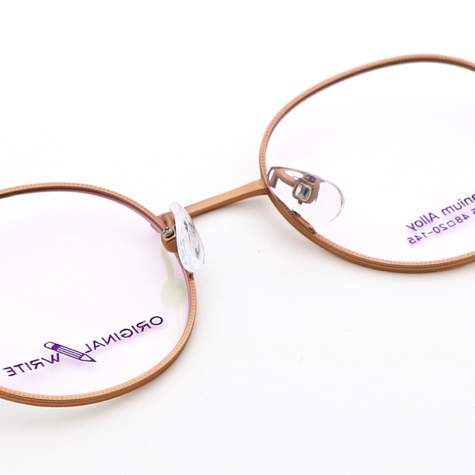 Unisex Fashionable Comfortable Glasses B Titanium Glasses 66365