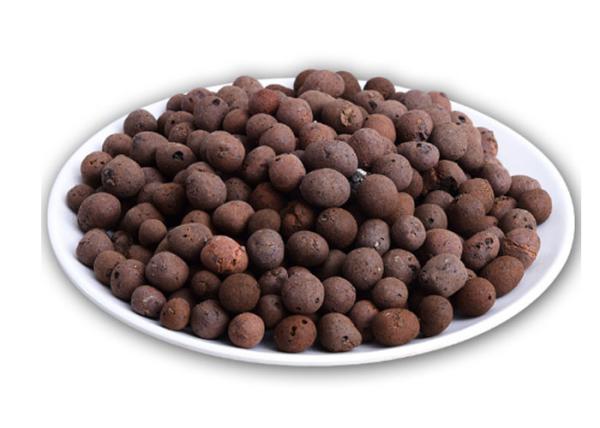 Brown Color Hydroponic Clay Pebbles Wear Resistant Strong Pollutant Carrying