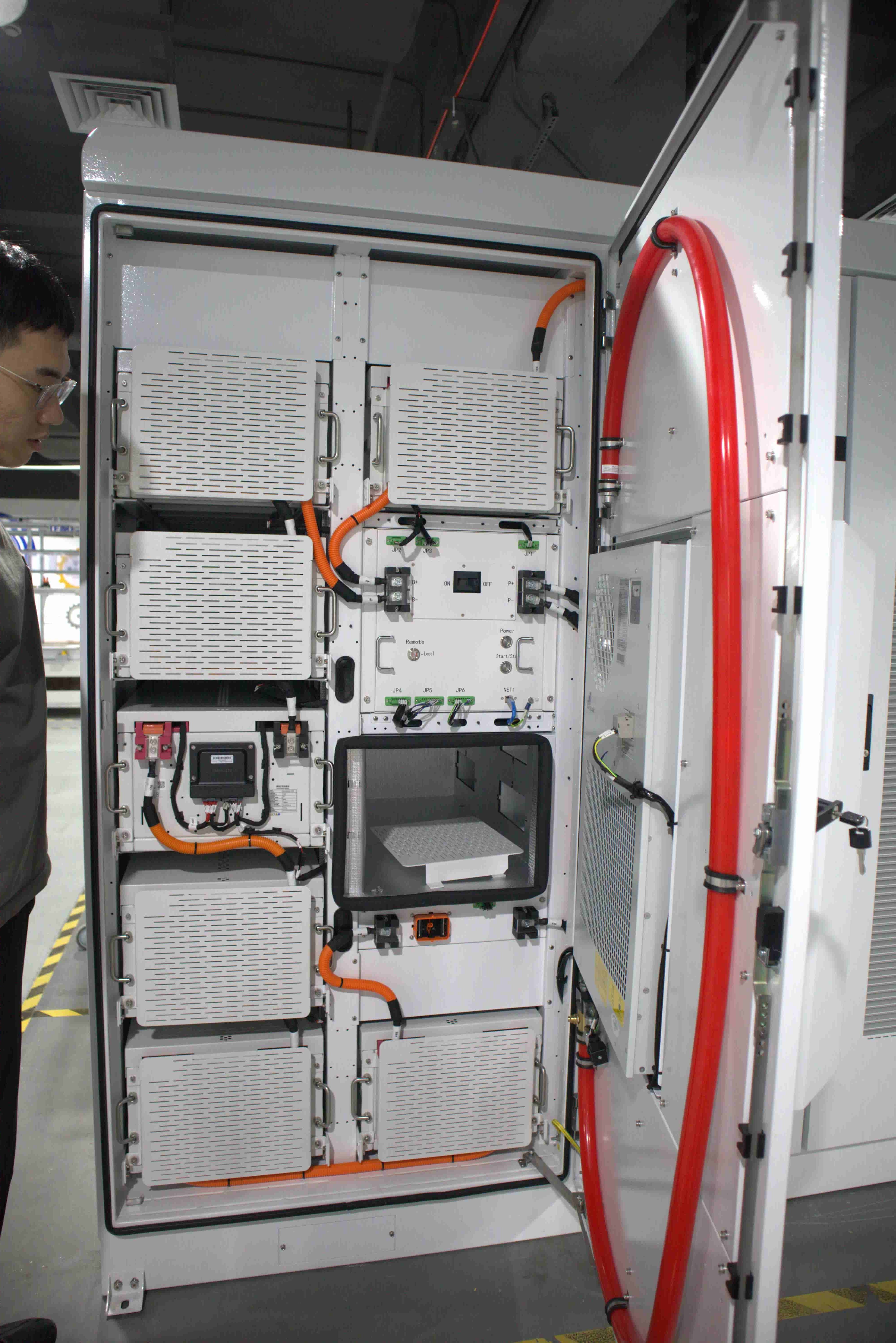 Modular Air Cooled Commercial Energy Storage Solutions 200V - 850V LFP 280Ah