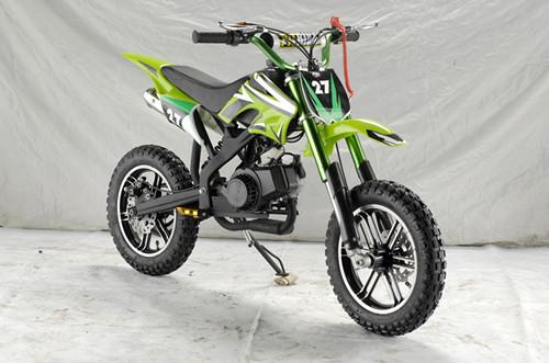 49cc ATV gas:oil=25:1 ,2-stroke,single cylinder.air-cooled.pull start,good
