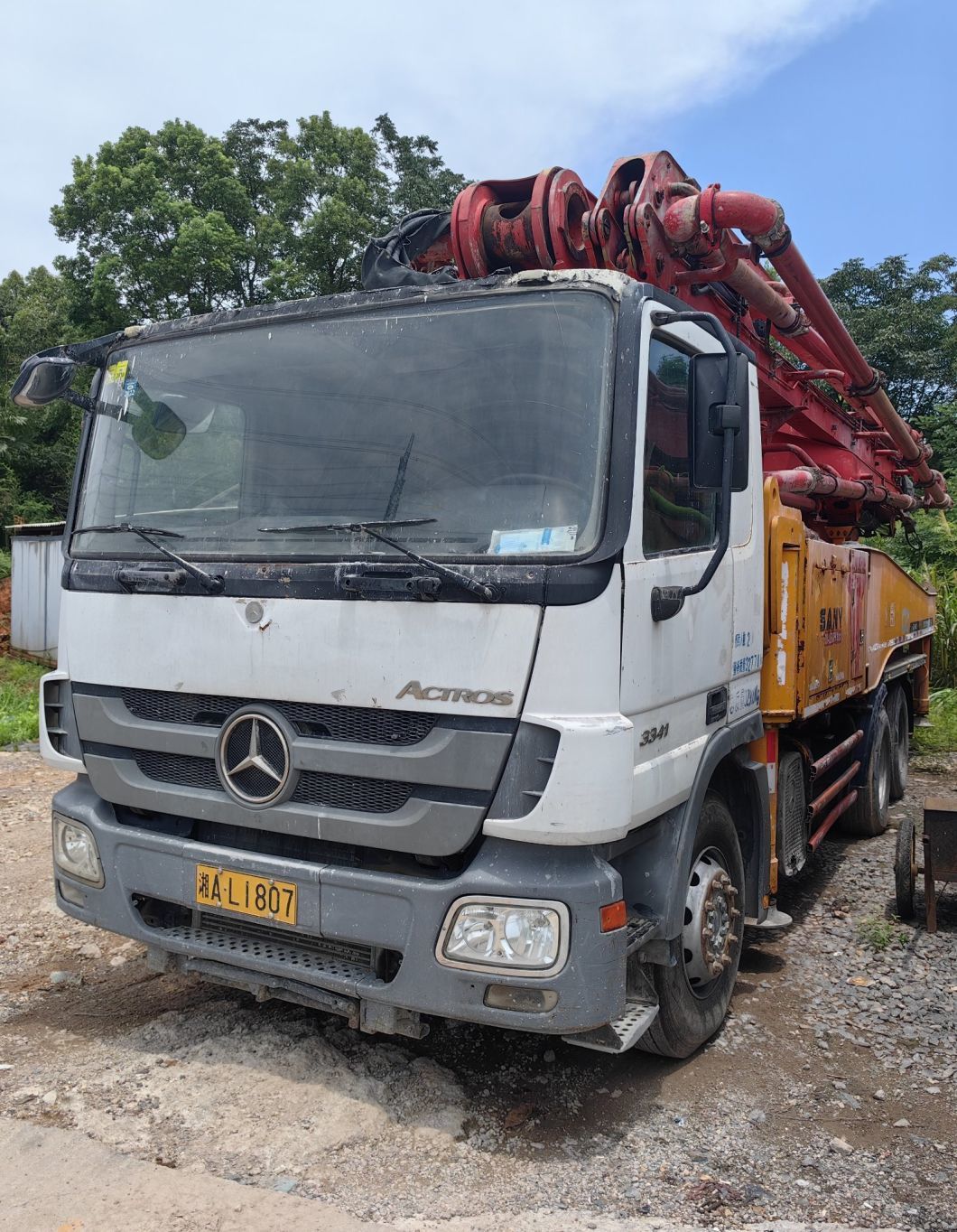 China Top Brand 2013 Sy Good Original Condition High Quality 49m Concrete Pump Beton Pump Concrete Mixer on Mercedes-Benz Chassis
