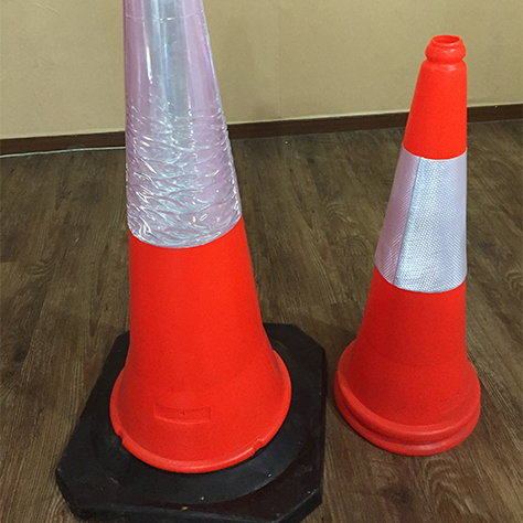 PE Plastic Road Cone For Highway Traffic Safety In Eye-Catching Orange