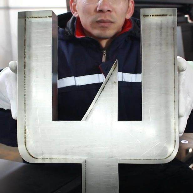E500 Metal Signs Making Tool Channel Letter Laser Welder Machine for Sign Steel Welding