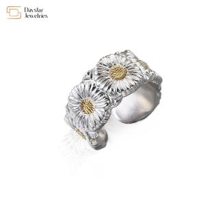 Quality Daisy Stainless Steel Hip Hop Jewelry Chrysanthemum Flower Ring GD wholesale