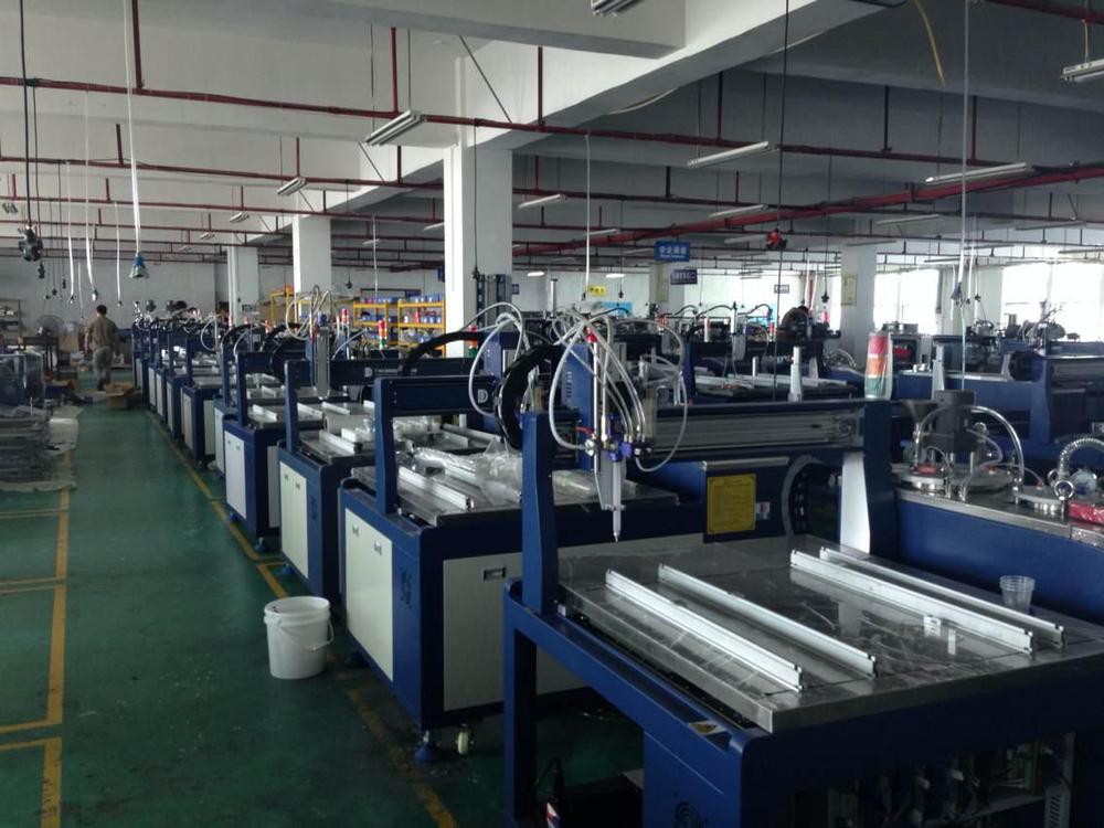accuracy Small Glue Dispensing Machine Operate Mode Button or Hand Terminal