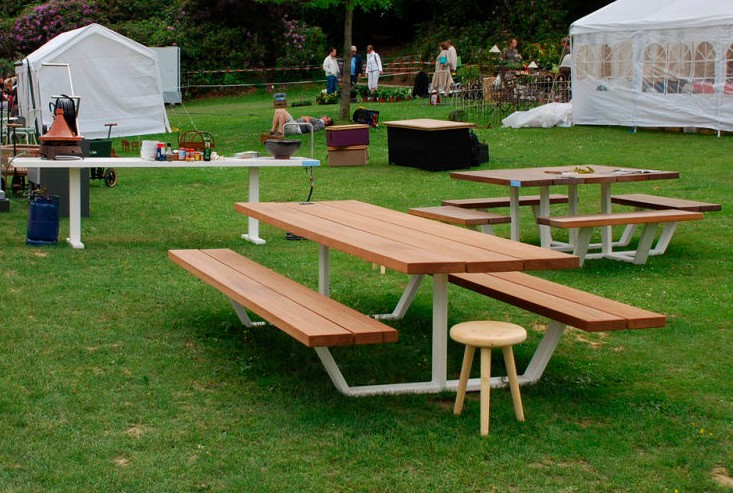 L150W150H75cm Metal And Wood Garden Table