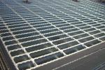 Q235 Serrated Grating Carbon Steel Bar Grating ISO9001 Certified