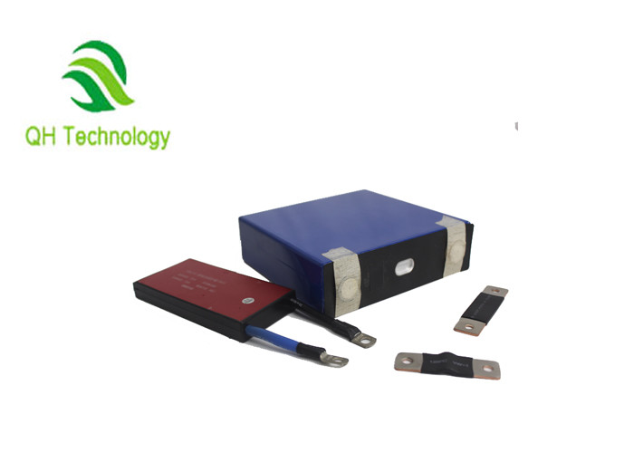 Durable Lithium Ion Prismatic Battery 3.2v 100ah Lithium Ion LFP Cell Pack Case