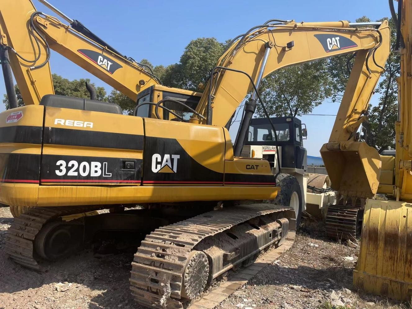 19400kg 320BL Used Cat Mini Excavator With Bucket Capacity 0.92M3 Sell Excavator