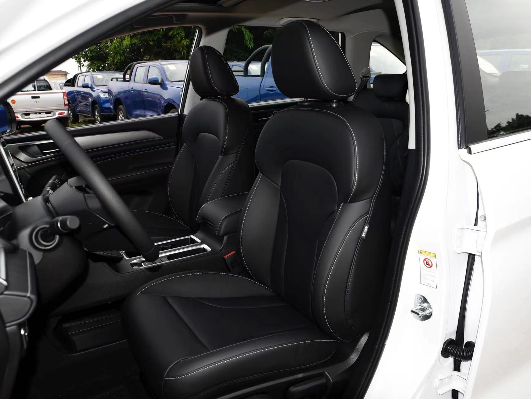 2021 HAVAL M6 PLUS Gasoline Compact SUV Mechanical Hydraulic Power Assist