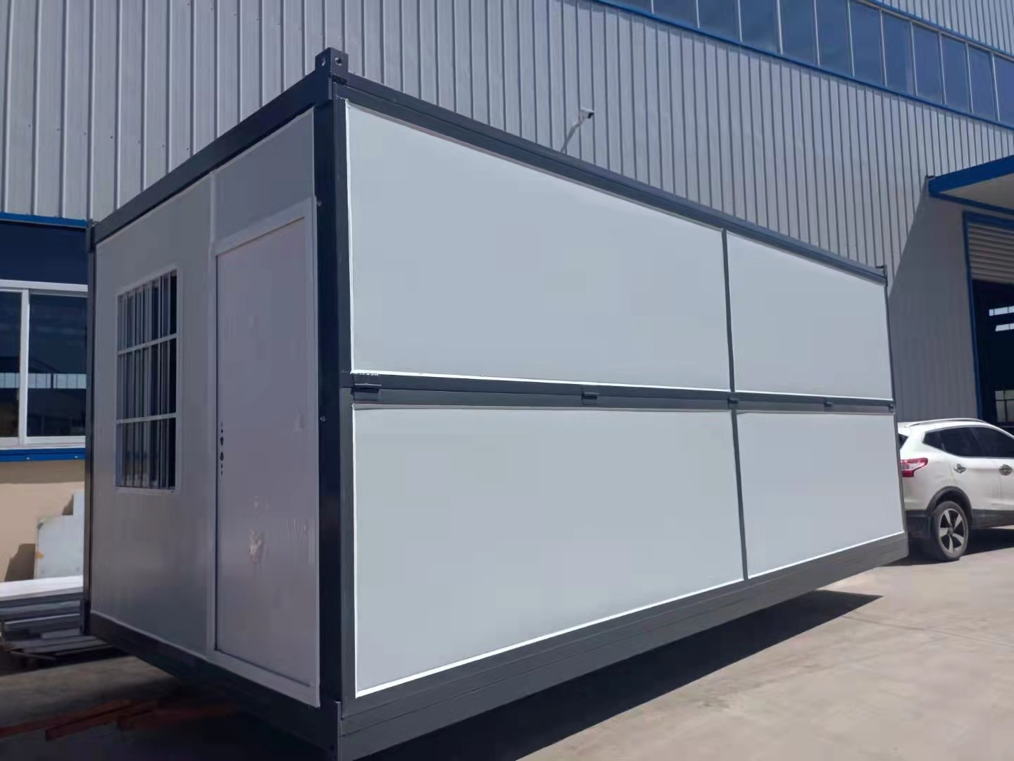 Tiny Foldable Container House Portable Mobile Cabin 5800L * 2560W * 2480H Mm