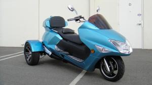 Quality Single Cylinder 300cc Moped 22HP 3 Wheel Motor Scooter wholesale