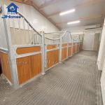 Sturdy Horse Stall Stable Customizable Sliding Door Steel Bamboo Material