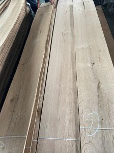 Quality 12% Moisture White Oak Wood Veneer Plain Sliced 2mm Thickness Engineered wholesale