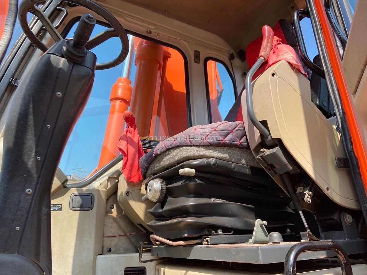 Second hand Quality DOOSAN 210W excavator with low price for sale/Used hydraulic crawler Doosan 210W digger excavator