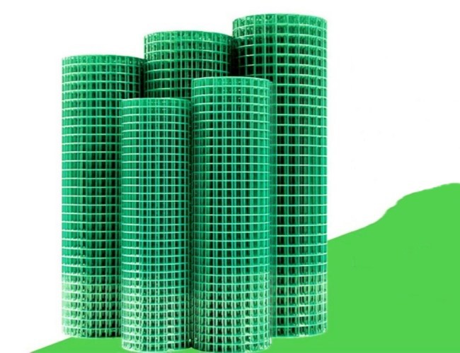 Green 25m Pvc Coated Wire Mesh Rolls Hardware Cloth With Straight Edge For Fences