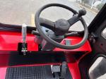 15000 kg Electric Towing Tractor Hydraulic Steering Fully Enclosed Cab With
