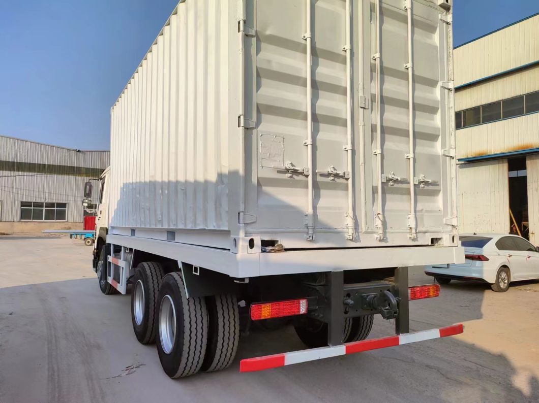 Sinotruck HOWO White 6*4 Box Truck Secondhand Truck 10tires