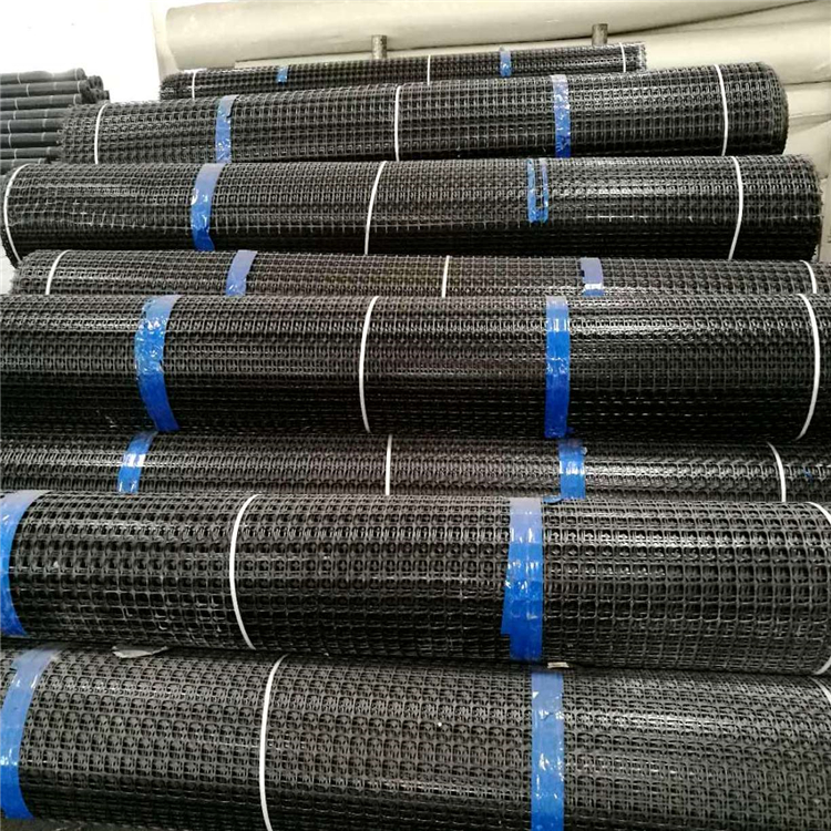 20KN PP Biaxial Geogrid for Road Reinforcement Black Color and Onsite Training Service