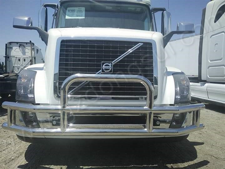 Factory Selling Heavy Duty Semi Truck 304SS Bumper Deer Guard for for VNL 2004-2017 Freightliner Cascadia Internat