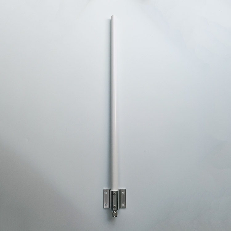 50omh Impedance 698-2700MHz 10km 18dBi Fiberglass Antenna with N Female Connector