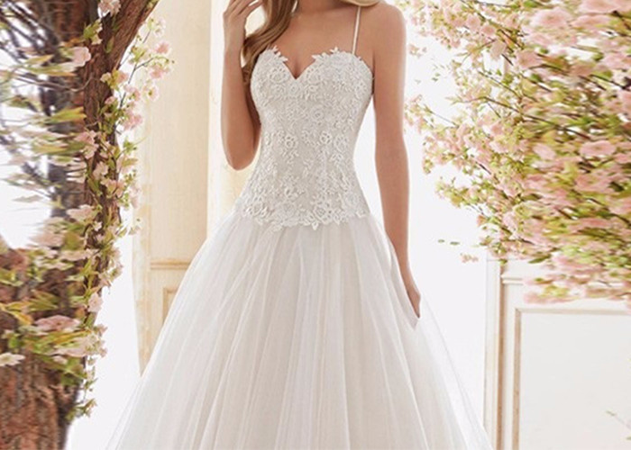 Sling Short White Wedding Dresses Top Lace And Down Tulle Over Knee Ball Gown