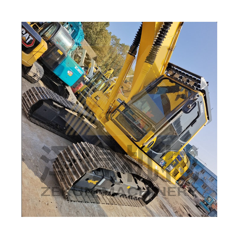 2022 Komatsu PC200-7 PC200-8N1 Excavator with Low Hours In Shanghai
