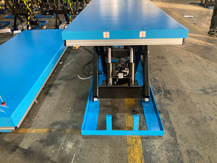 4t/8t Stationary Scissor Lift Table 1000mm Lifting Height For Heavy Material Handling