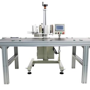 Quality Sticker Labeling Machine for Bags/Pouch/Cards Roll OD 300MM Label size length 10-140MM wholesale