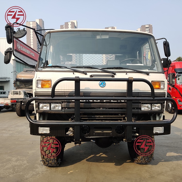 Normal Driver's Seat 190HP Diesel Engine 4x4 Off Road Truck with Manual Transmission