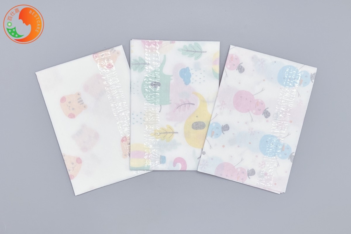 Large Size Disposable Baby Changing Pads Folding Non Woven Fabric