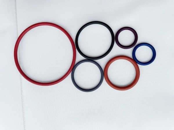 Wide Temperature Range Rubber O Ring Excellent Tensile Strength Coated PTFE Rubber Seal