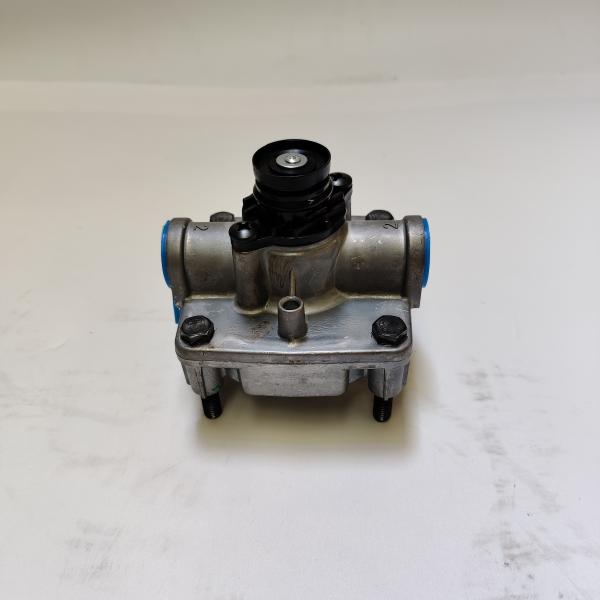 Engine Parts Relay Brake Valve For SINO HOWO Truck Car Emergency Relay Valve