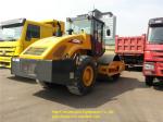 Single Drum Vibratory Roller Compactor XS203J Steel Road Roller Compactor