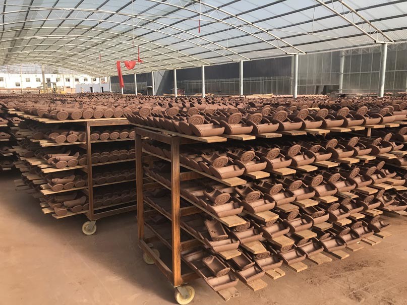 Glazed Architectural Ornamental Clay Ridge Tiles Phoenix Roof Figures