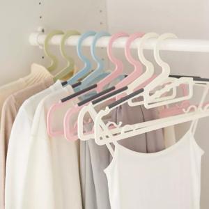 Quality Indoor Houseware Plastic Products Plastic Coat Hangers Non Slip wholesale