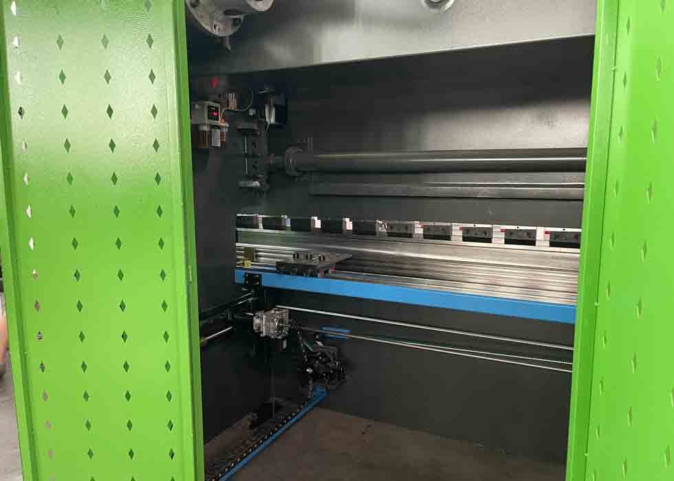 WC67K 160T 3200mm CNC Hydraulic Press Machine Tp10s Controller Auto Sheet Metal Bending Machine