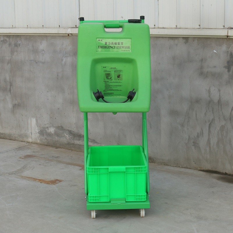 16 gallon Green Trolley portable eyewash emergency eyewash 60L ABS portable eye wash station, plastic emergency eye wash