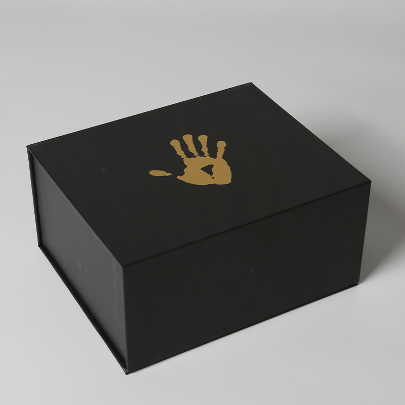 Black Magnetic Folding Box Perfume Gift Box With Sponge Lining And Matte Foil Stamping Logo